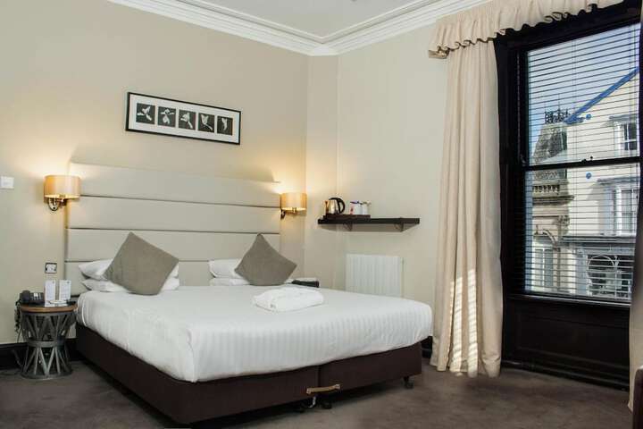 Room 20 of 66