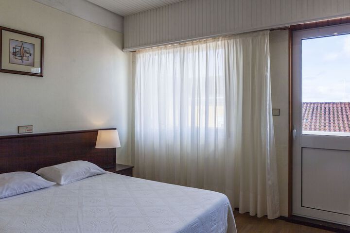 Room 18 of 87