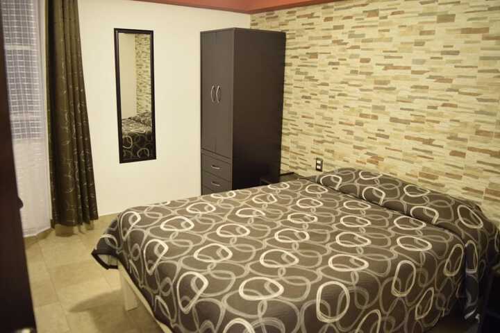 Room 18 of 37