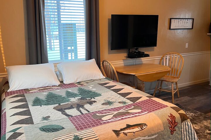 Room 3 of 32