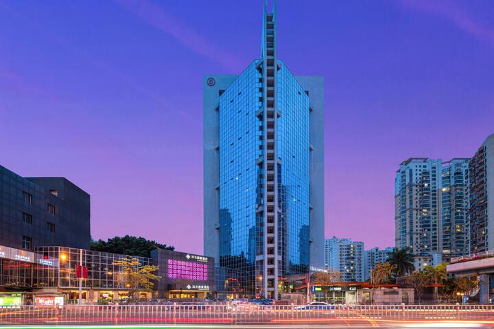 Gold Coast Hotel