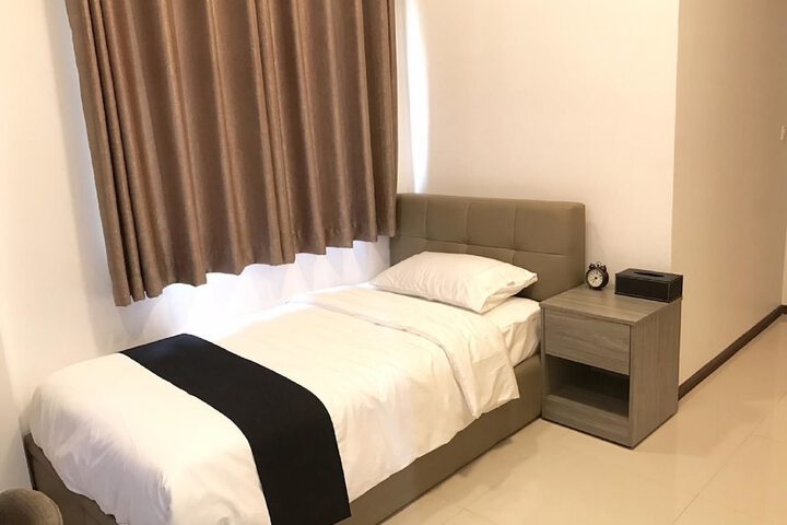 Room 5 of 26