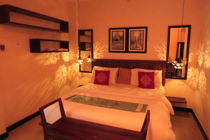 Room 18 of 52