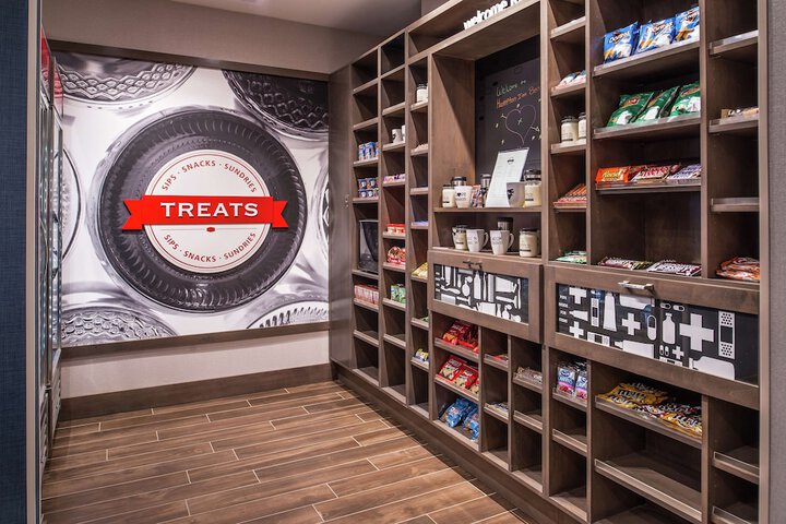 Snack bar