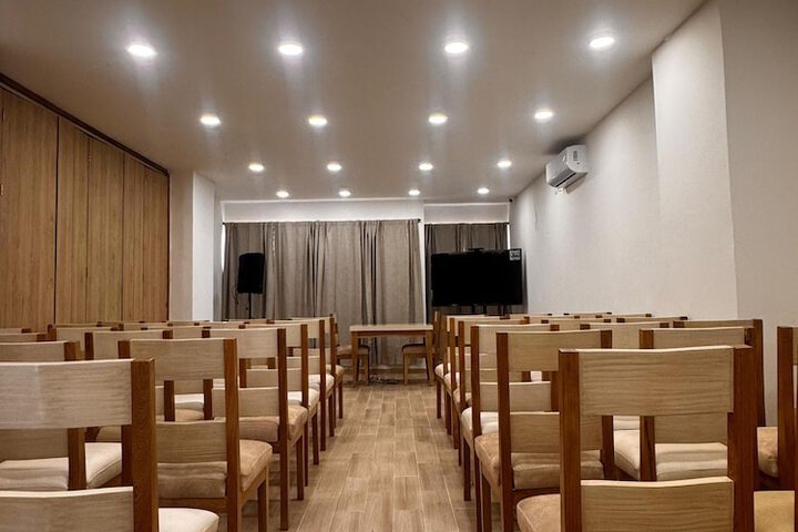 Room 70 of 125