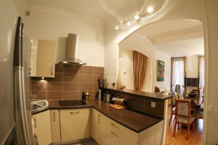 Room 15 of 24