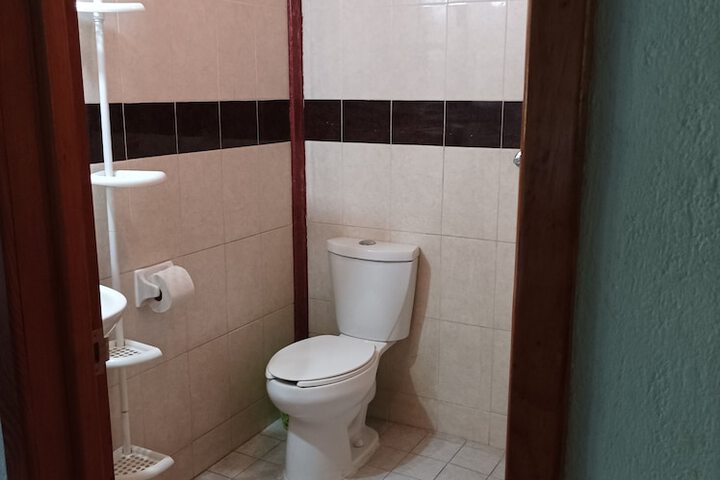 Room 14 of 42