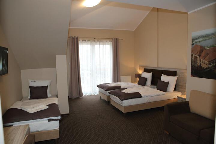 Room 19 of 58