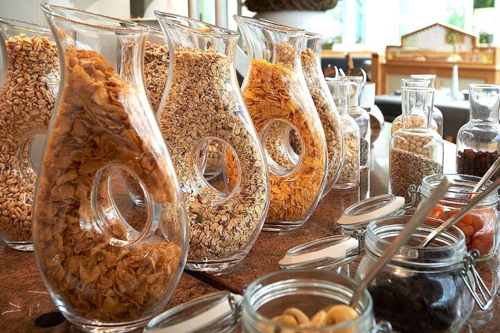 Breakfast/Coffee Service 26 of 77