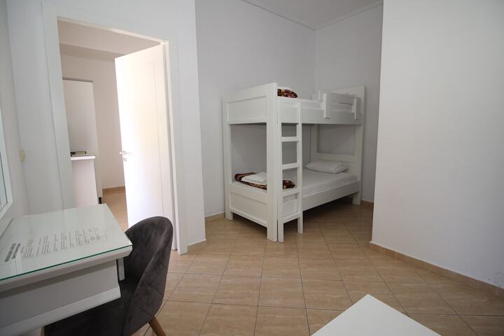 Room 8 of 44