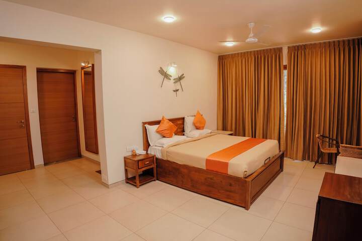 Room 29 of 147