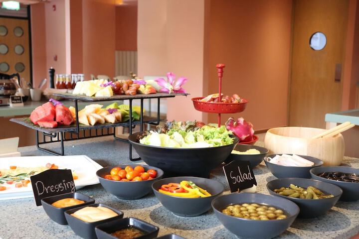 Breakfast/Coffee Service 129 of 155