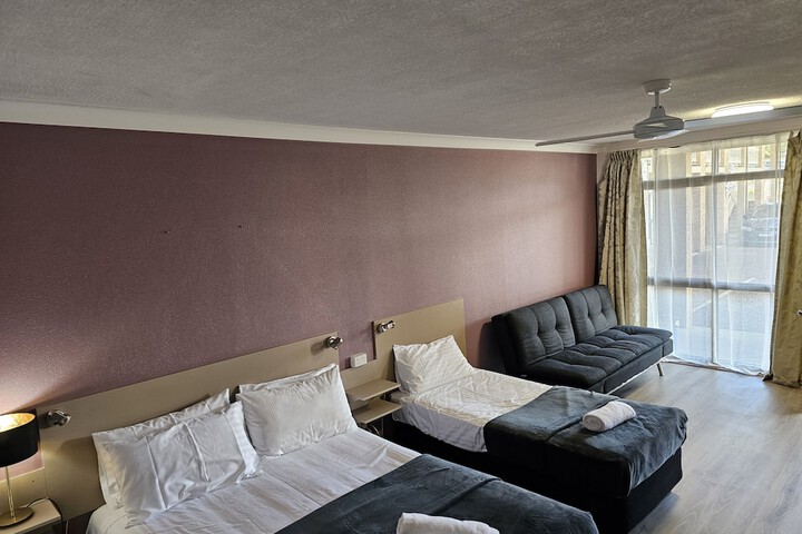 Room 15 of 51