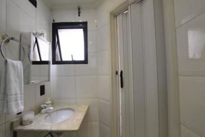 Room 3 of 24