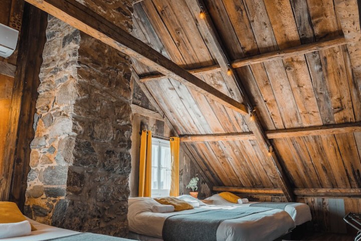 Room 3 of 71