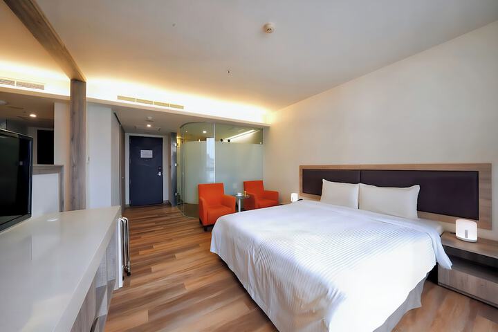 Room 54 of 155