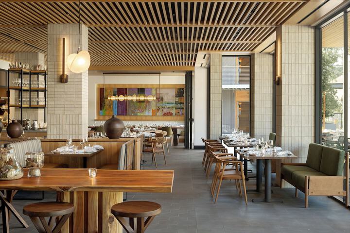 Dining 94 of 135