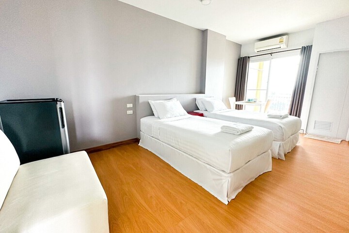 Room 17 of 25