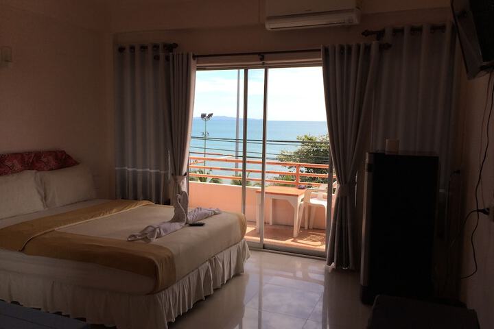 Room 20 of 72