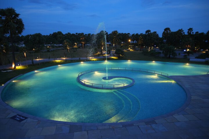 Pool 57 of 97