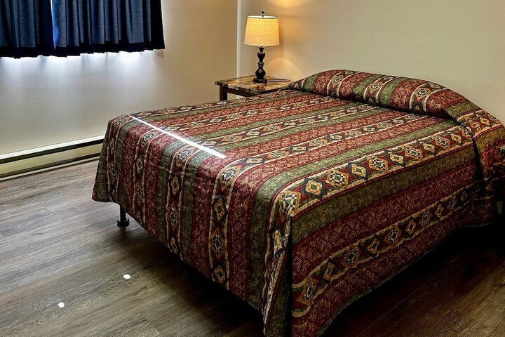 Room 4 of 34