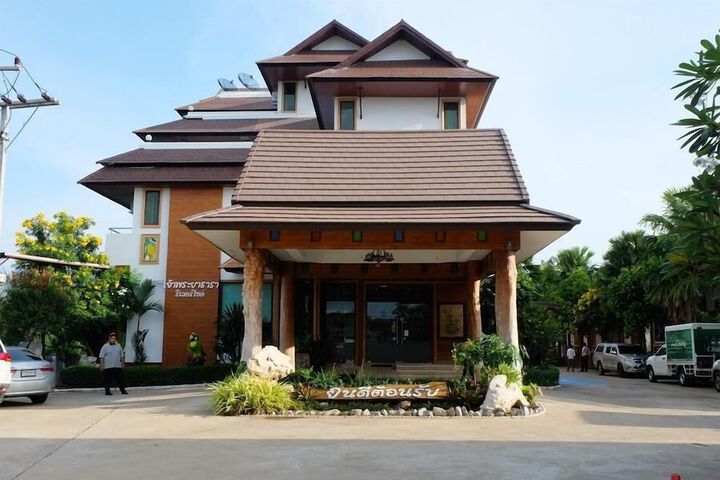 Hotel 55 of 66
