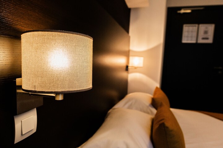 Room 14 of 21