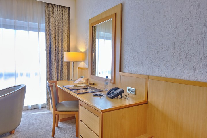 Room 30 of 91