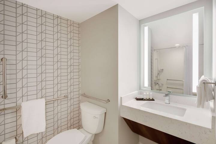 Bathroom shower