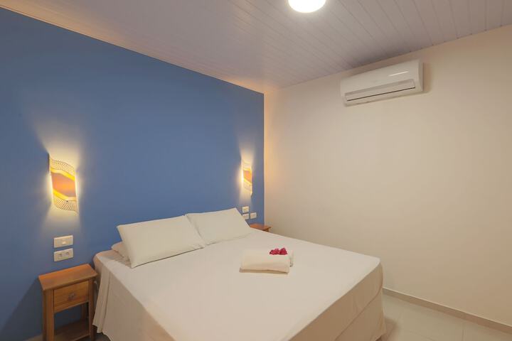 Room 12 of 274