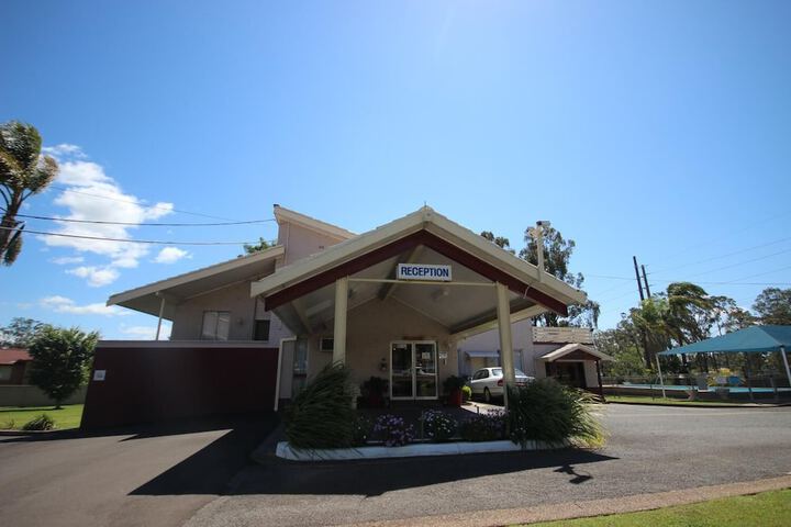 Molly Morgan Motor Inn