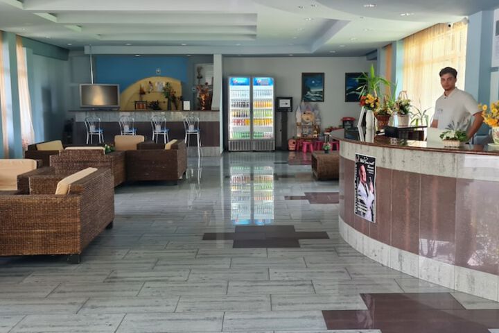 Hotel Interior 4 of 113