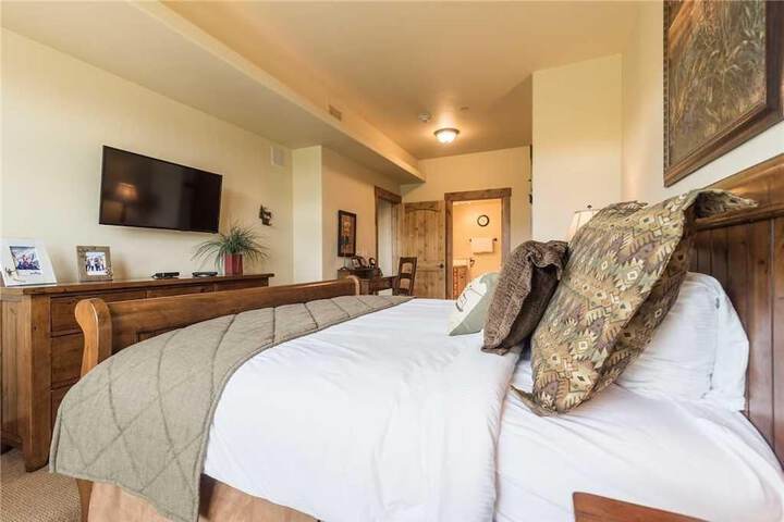 Room 10 of 54