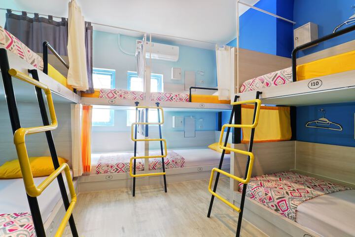 Room 48 of 68