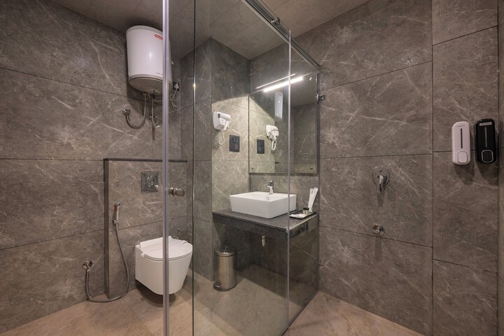 Room 5 of 29