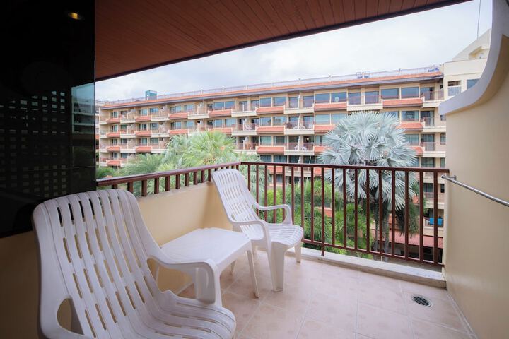 Terrace/Patio 92 of 98