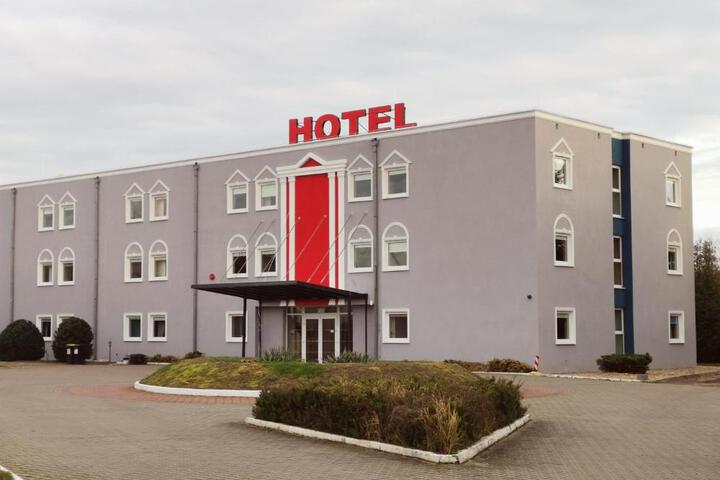 Hotel Holidays