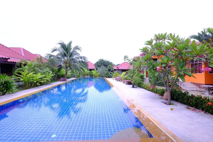 Pool 29 of 49