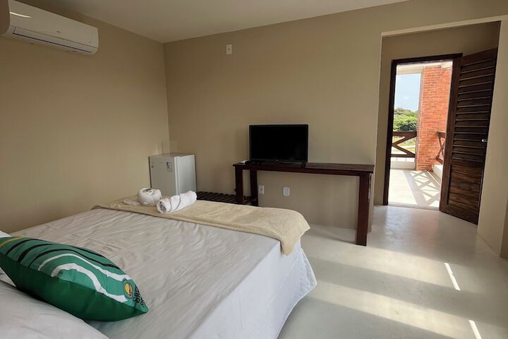 Room 13 of 61