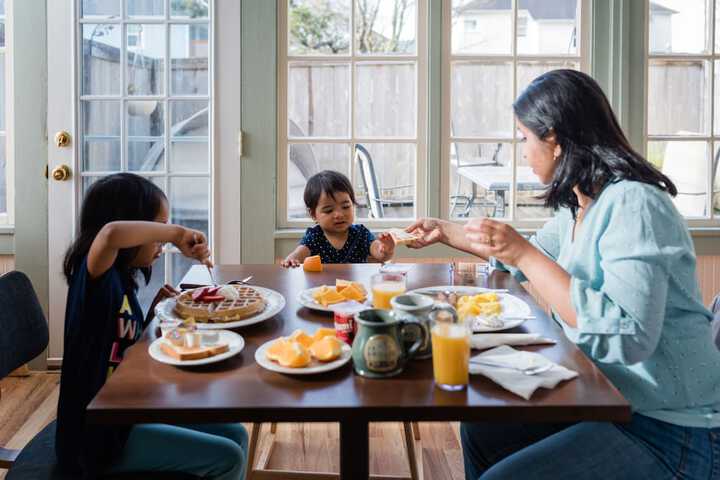 Breakfast area