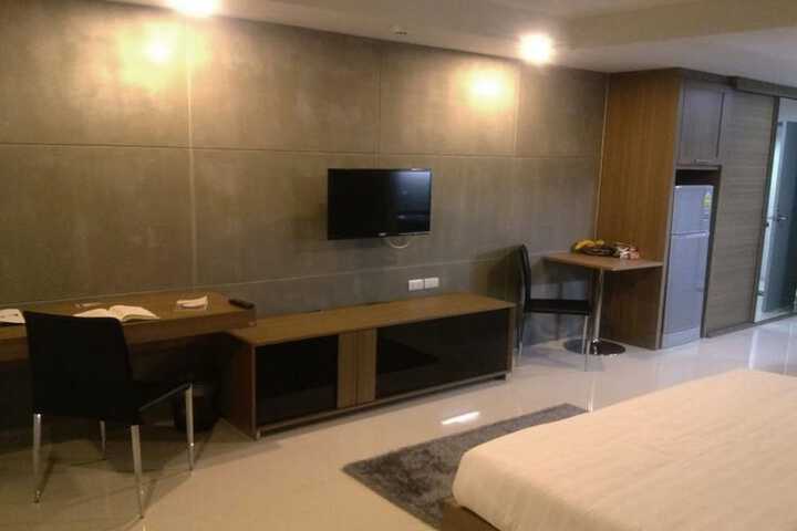 Room 40 of 65