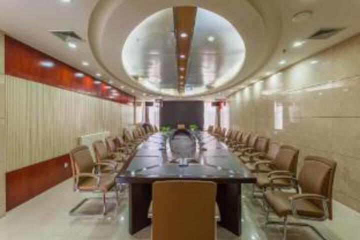 Room 13 of 23