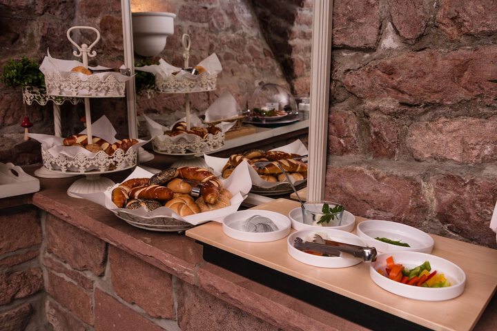 Dining 58 of 66