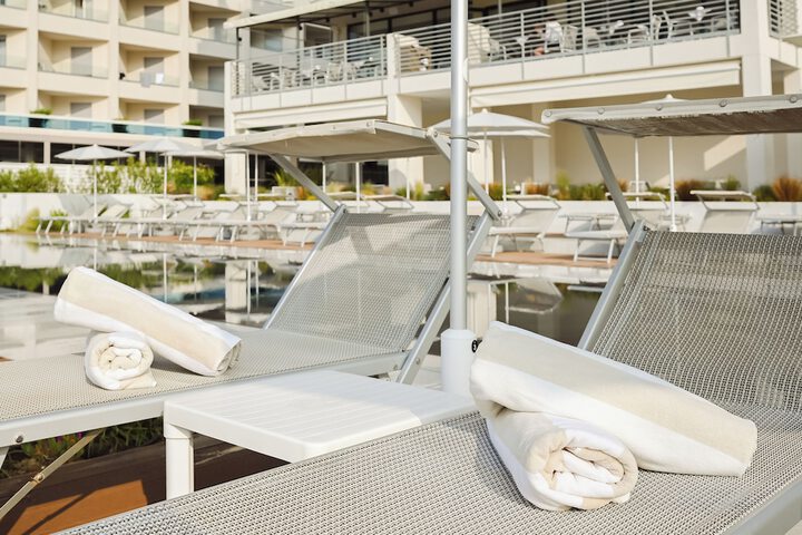 Pools & Facilities