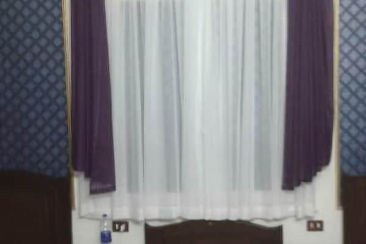 Room 5 of 14