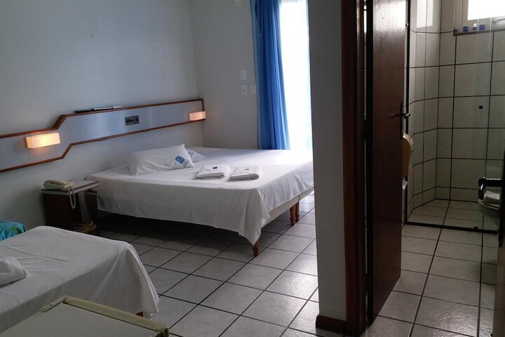 Room 19 of 38