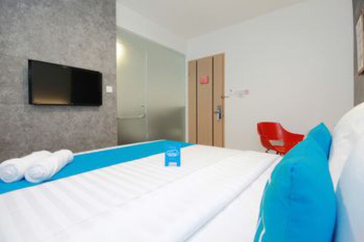 Room 15 of 31
