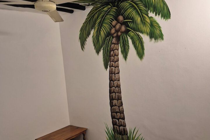 Room 9 of 47