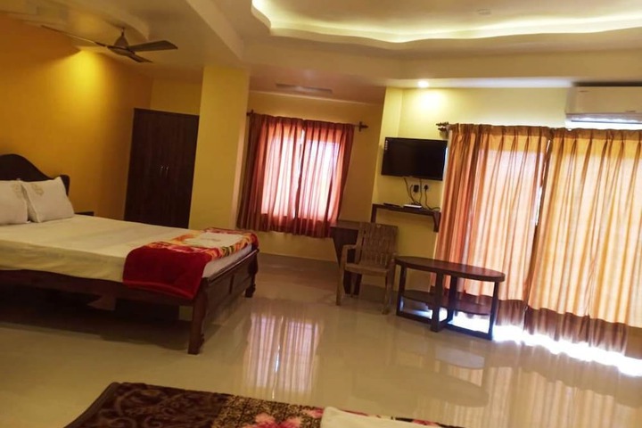 Room 9 of 31