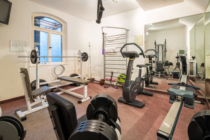 Health and Fitness 60 of 77